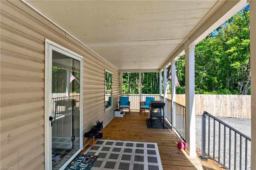 5071 Mineral Spring Rd Property Photo 4