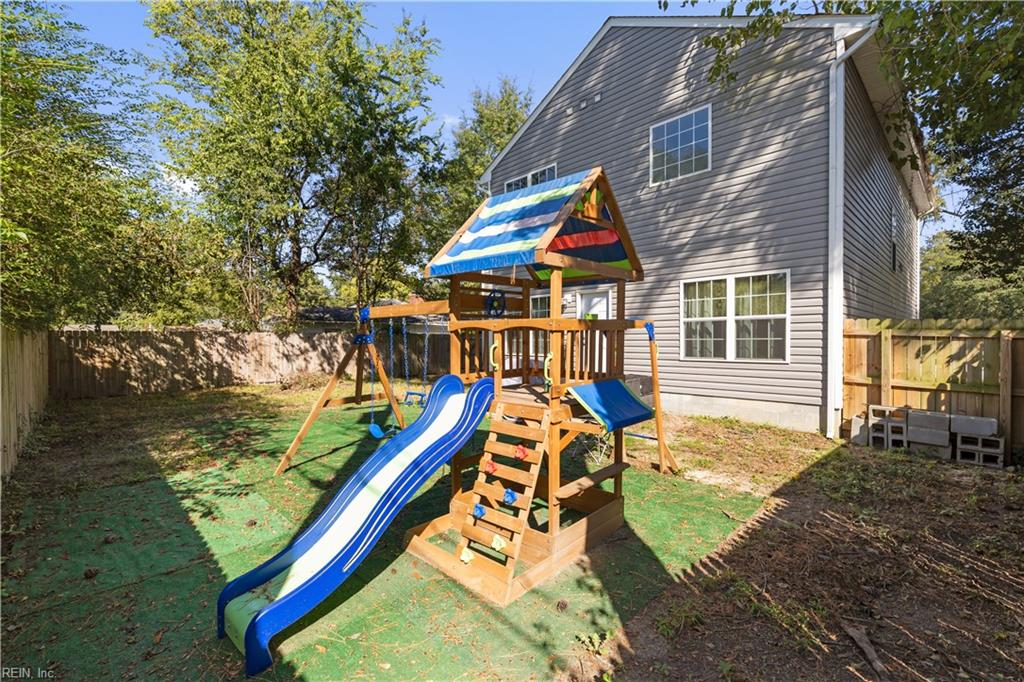 815 Wakefield Ave Property Photo 32