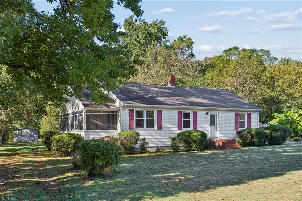 8472 George Washington Memorial Hwy Property Photo 3