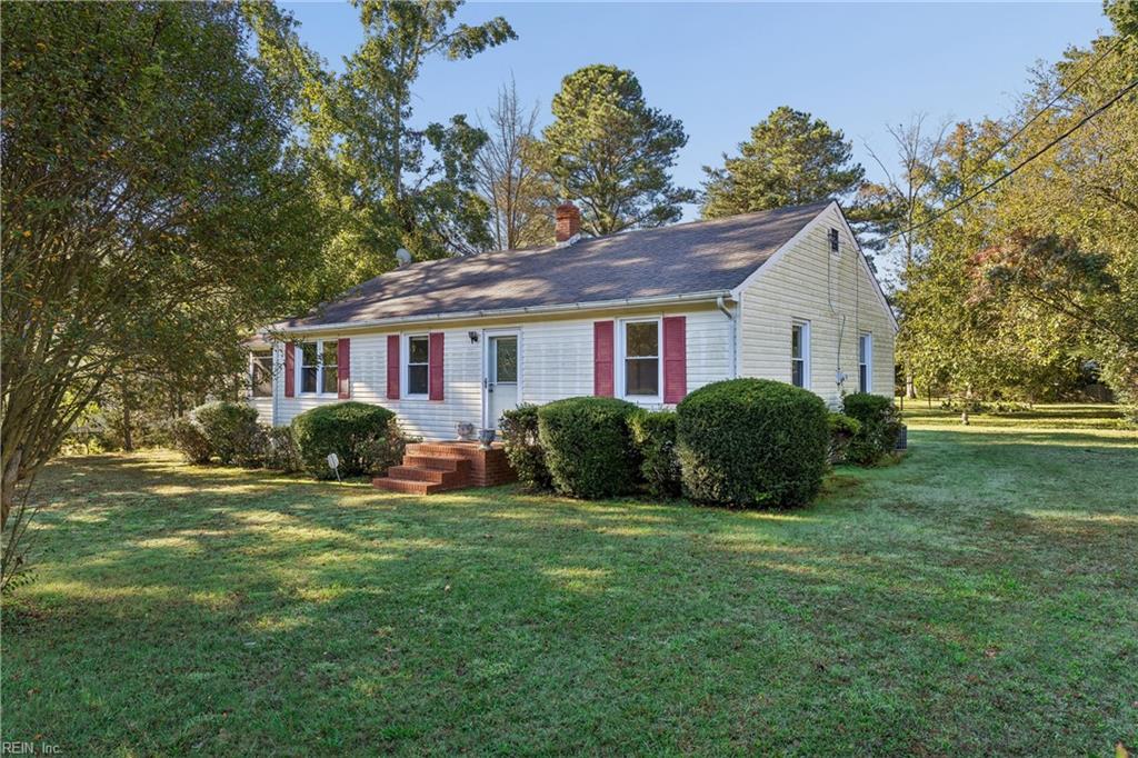 8472 George Washington Memorial Hwy Property Photo 4
