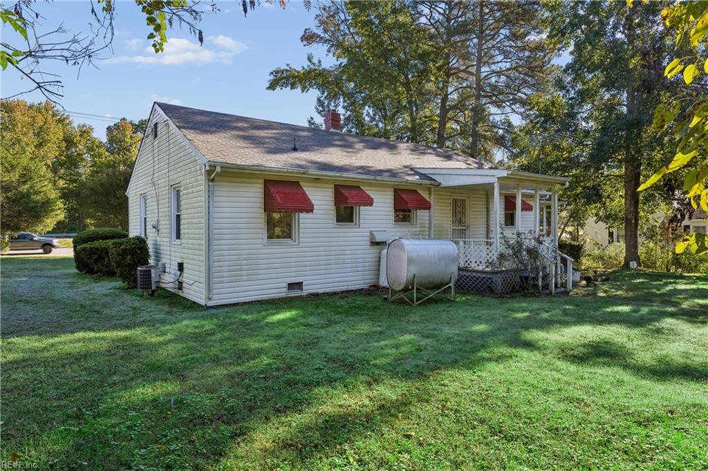 8472 George Washington Memorial Hwy Property Photo 17