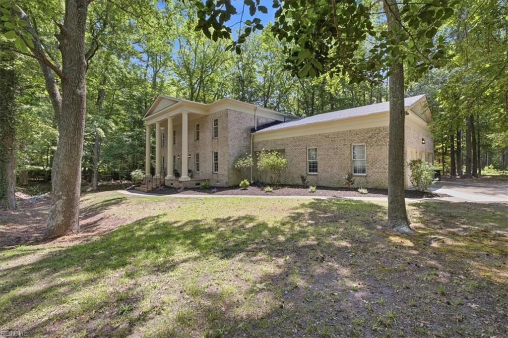 2628 Shorehaven Dr Property Photo 2