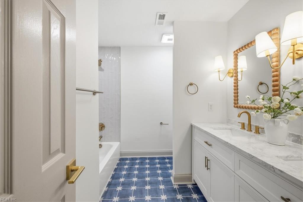 2628 Shorehaven Dr Property Photo 22