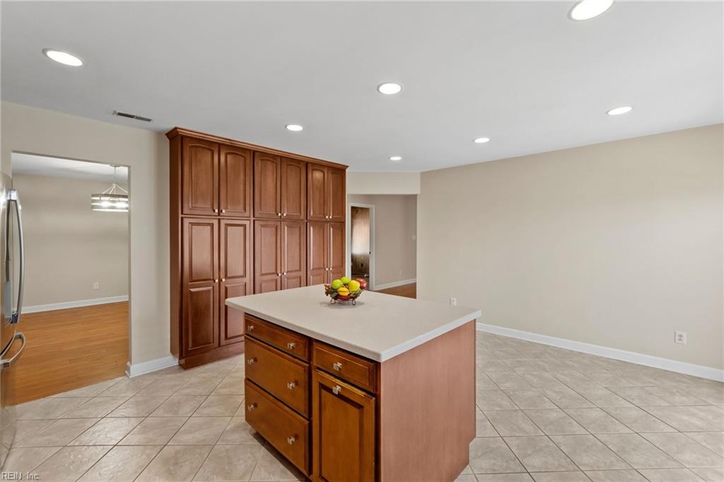 1852 Timberwood Ln Property Photo 11