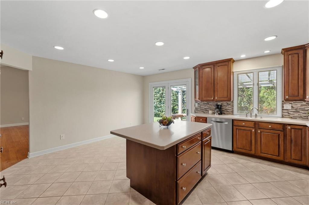 1852 Timberwood Ln Property Photo 12