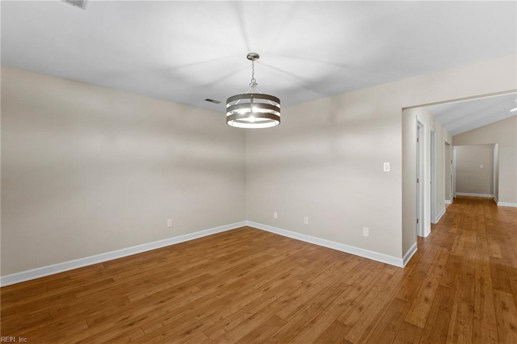 1852 Timberwood Ln Property Photo 14