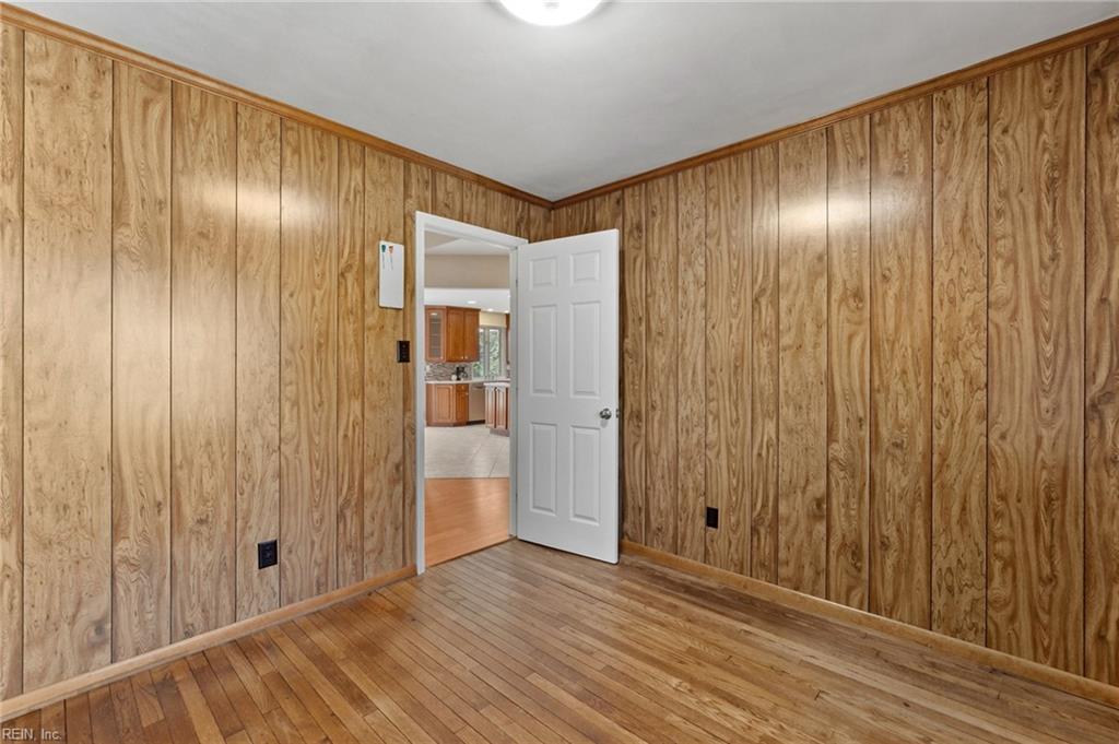 1852 Timberwood Ln Property Photo 17