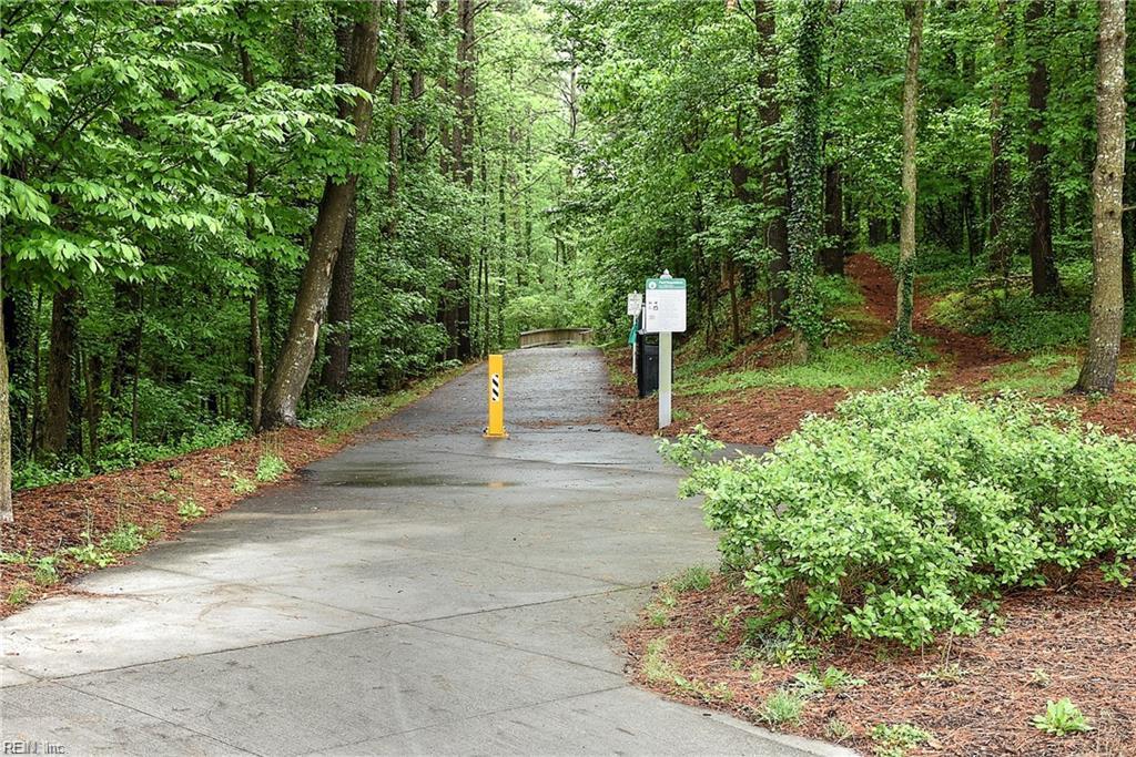 1028 Angler Ln Property Photo 8