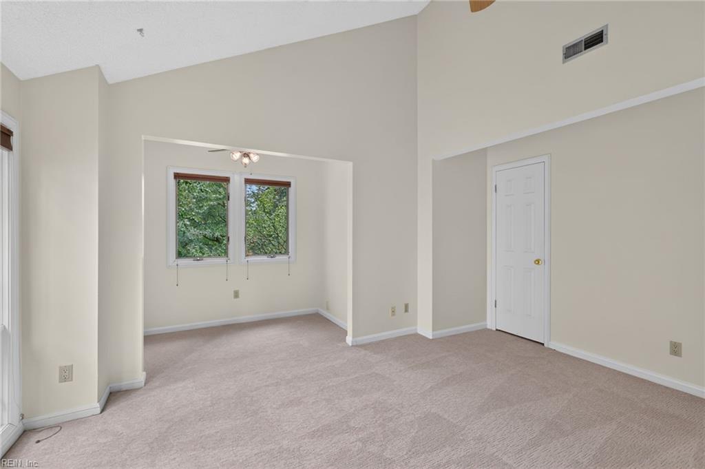 1320 Botetourt Gdns Property Photo 34