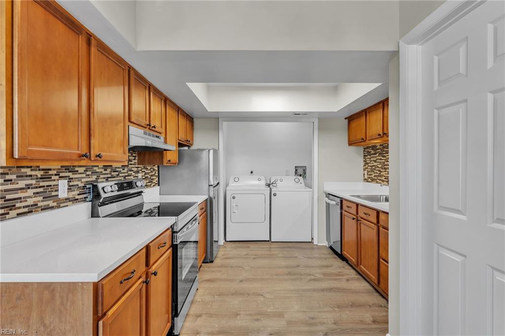 550 Pheasant Rn Property Photo 10