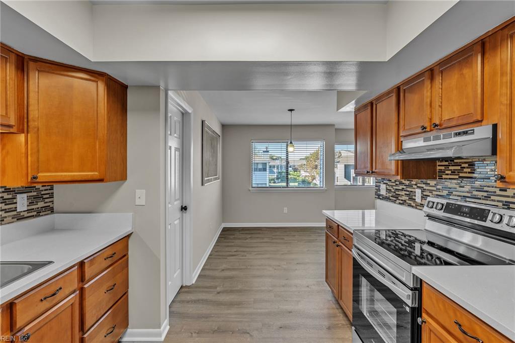550 Pheasant Rn Property Photo 11