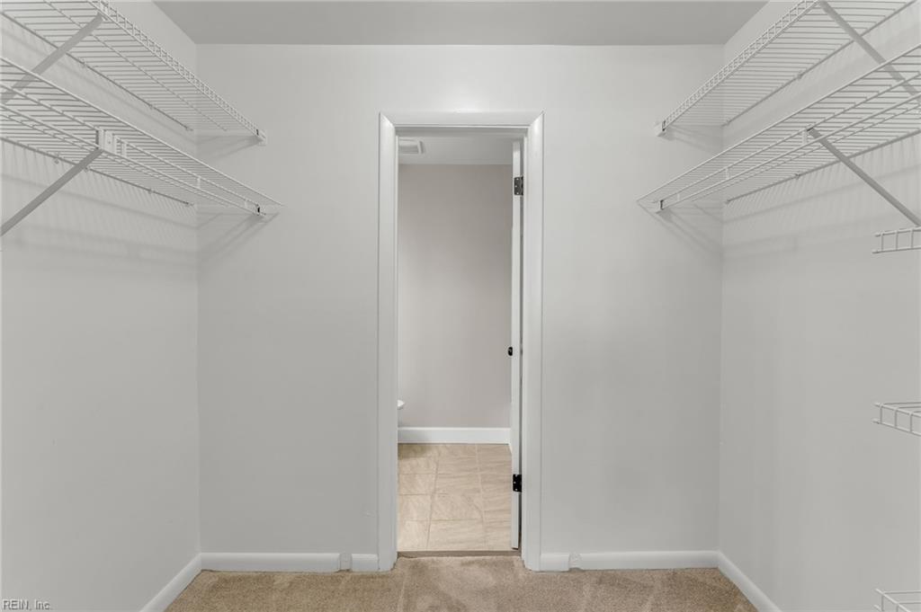 550 Pheasant Rn Property Photo 15
