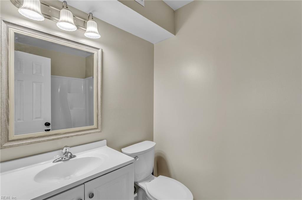 550 Pheasant Rn Property Photo 16