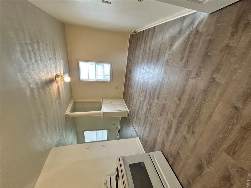 27 Wellington Dr Property Photo 3