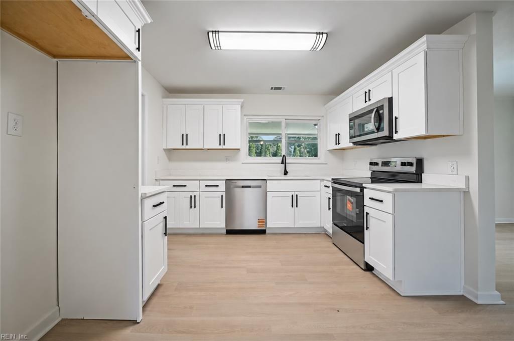 408 Grenfell Ave Property Photo 12