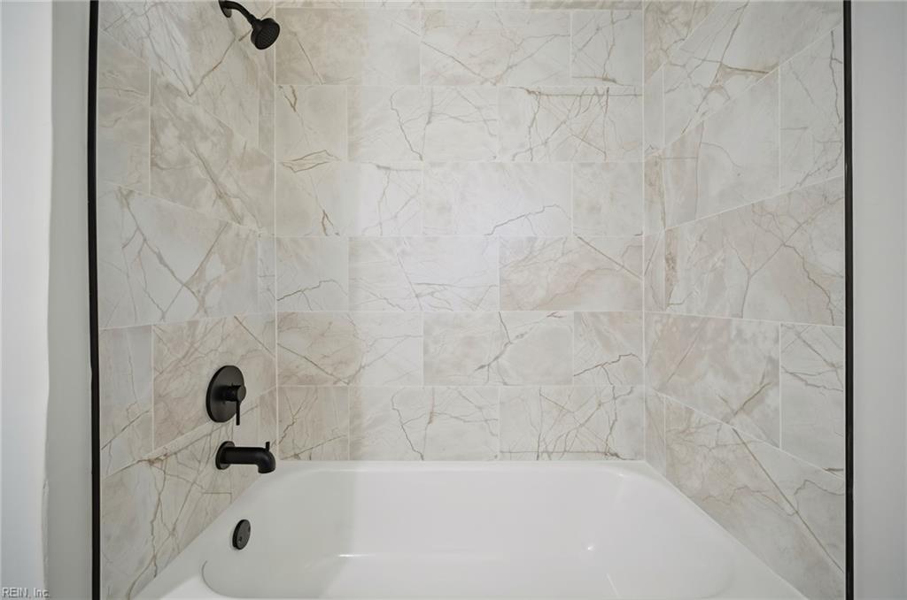 408 Grenfell Ave Property Photo 22