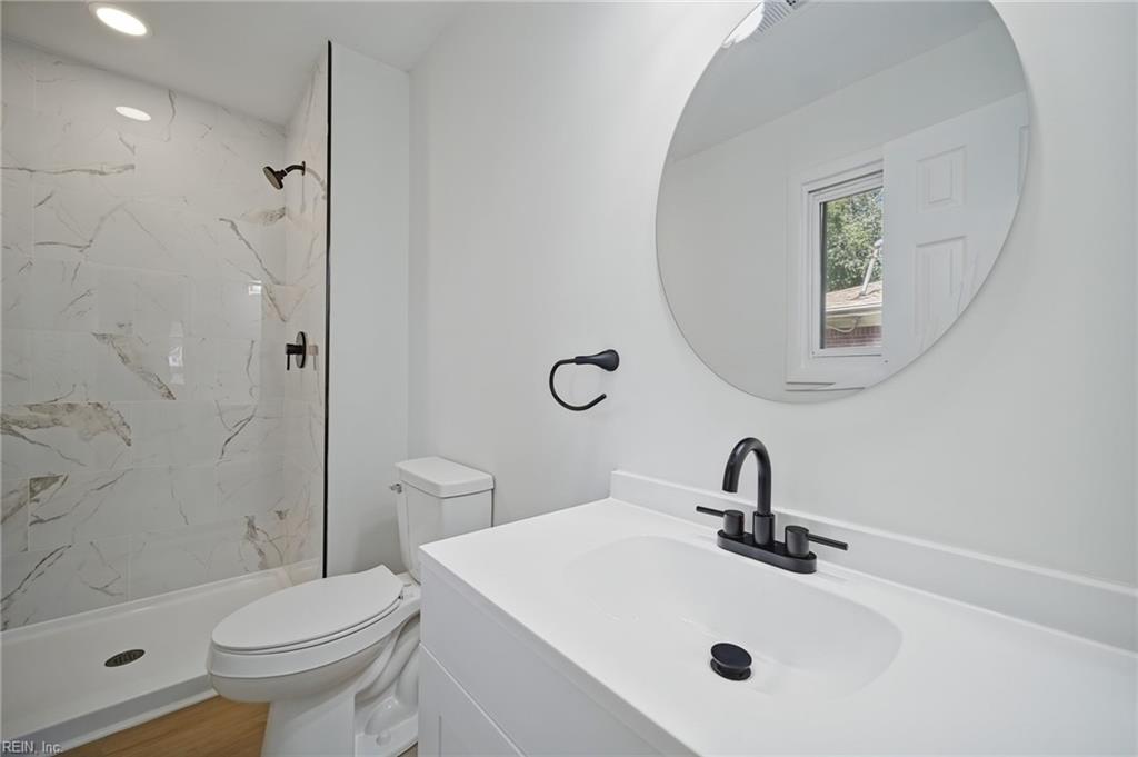 408 Grenfell Ave Property Photo 27