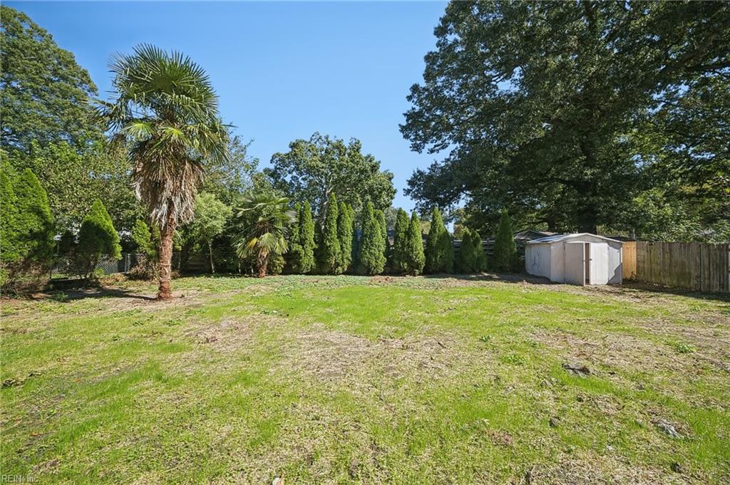 408 Grenfell Ave Property Photo 36