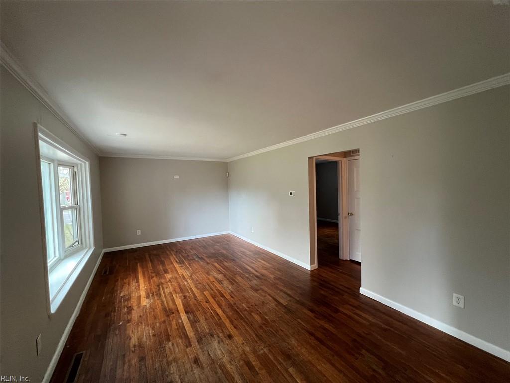 520 Aragona Blvd Property Photo 3
