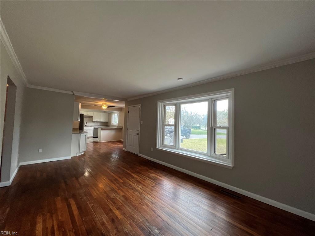 520 Aragona Blvd Property Photo 4