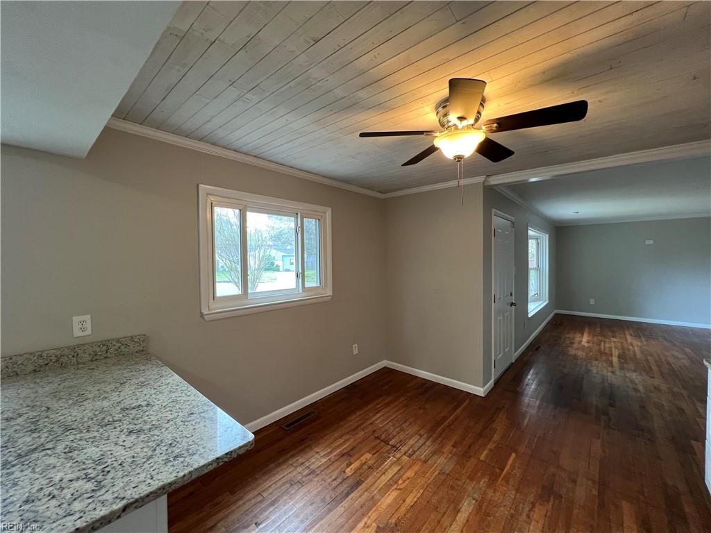 520 Aragona Blvd Property Photo 8