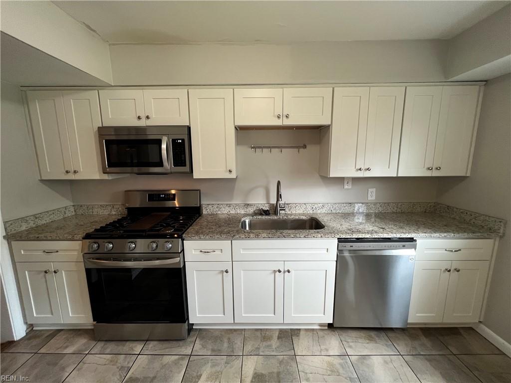520 Aragona Blvd Property Photo 10