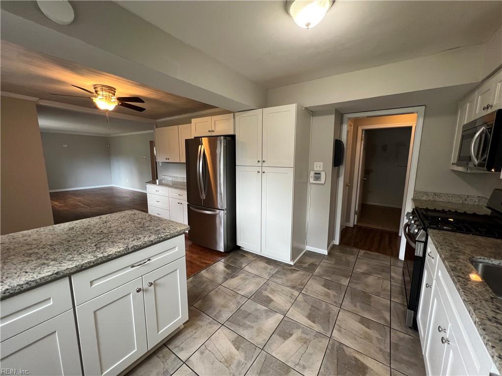 520 Aragona Blvd Property Photo 11