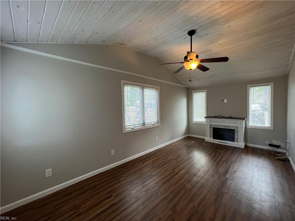 520 Aragona Blvd Property Photo 13