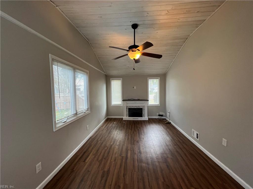 520 Aragona Blvd Property Photo 14