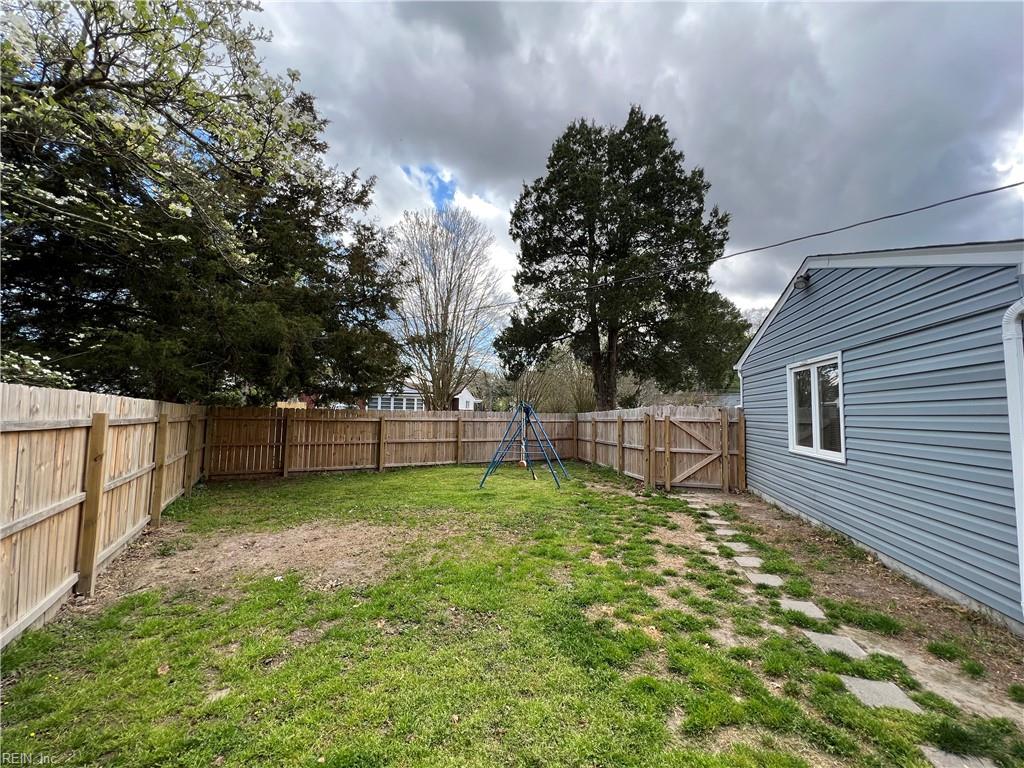 520 Aragona Blvd Property Photo 32