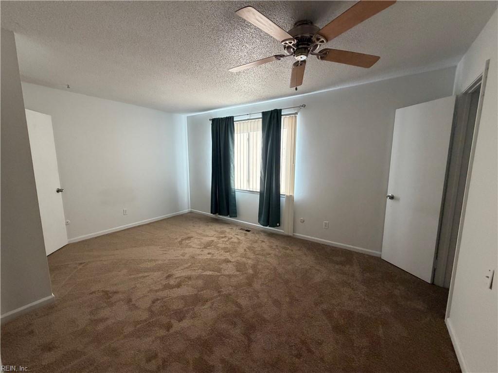 5359 Grand Lake Cres Property Photo 11