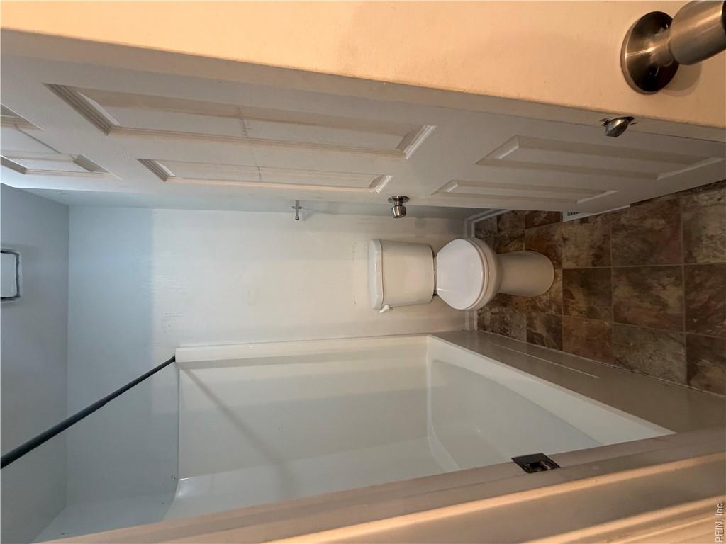 5359 Grand Lake Cres Property Photo 14