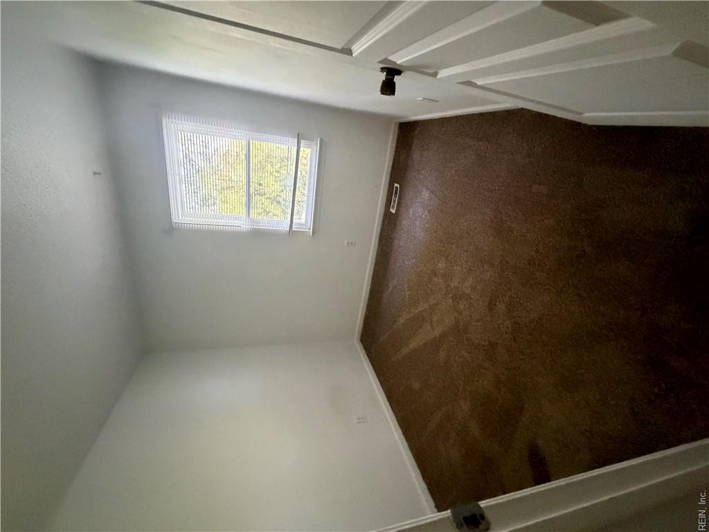 5359 Grand Lake Cres Property Photo 16