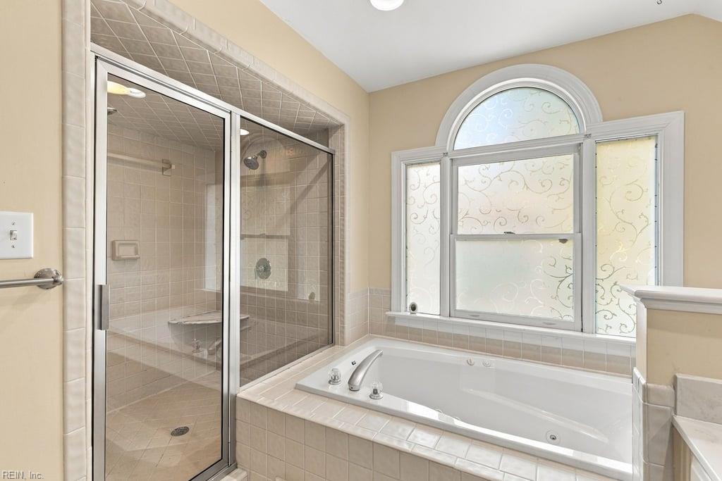 122 Crosspointe Ct Property Photo 16