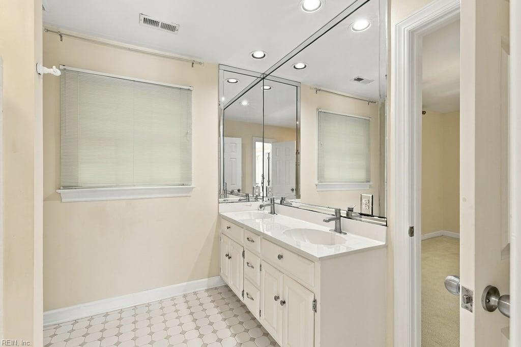 122 Crosspointe Ct Property Photo 31