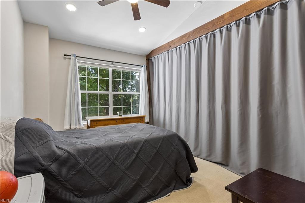 411 Wrought Iron Bnd Property Photo 31