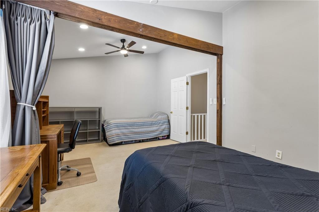 411 Wrought Iron Bnd Property Photo 33