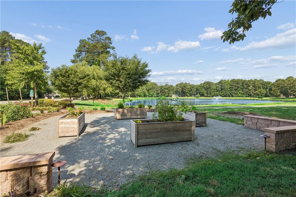 411 Wrought Iron Bnd Property Photo 44