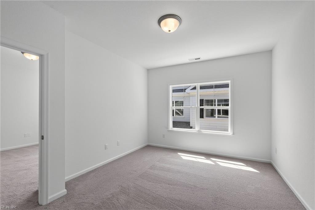 2042 Mango St Property Photo 15