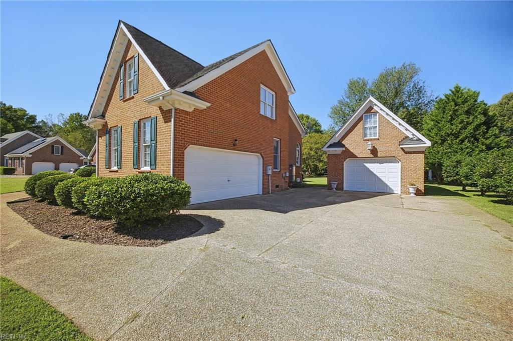 1102 Gatling Pointe Pw Property Photo 4