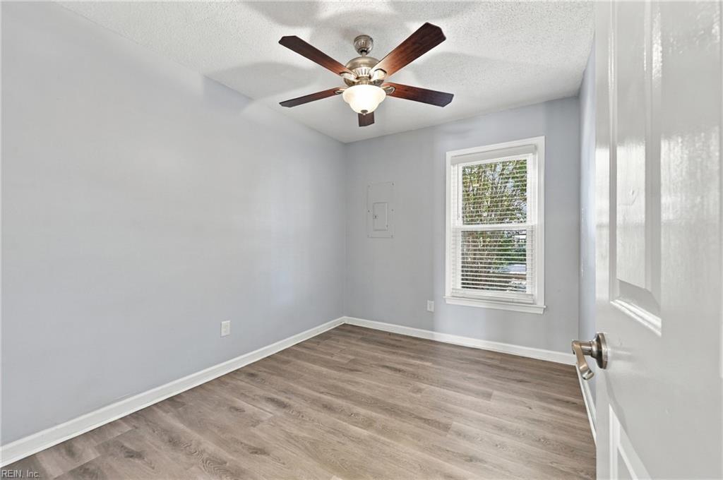 821 Cannonade Trl Property Photo 17