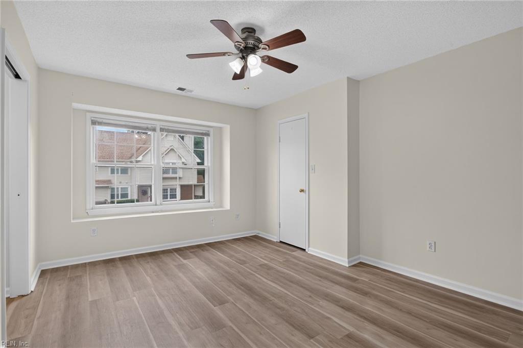 701 New River Ct Property Photo 16