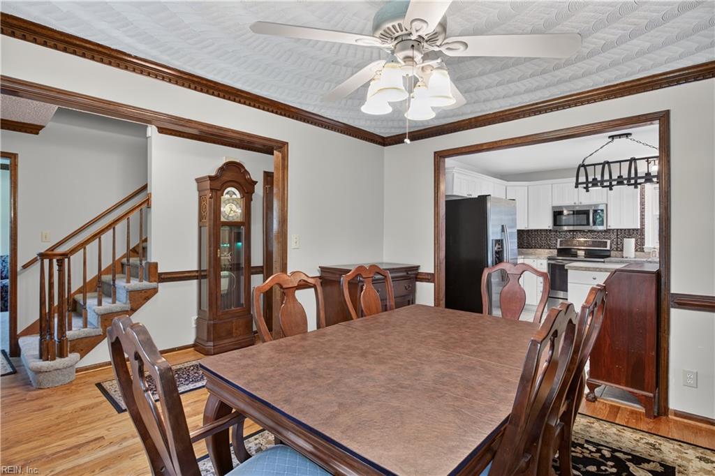 828 Woodrow Ct Property Photo 9
