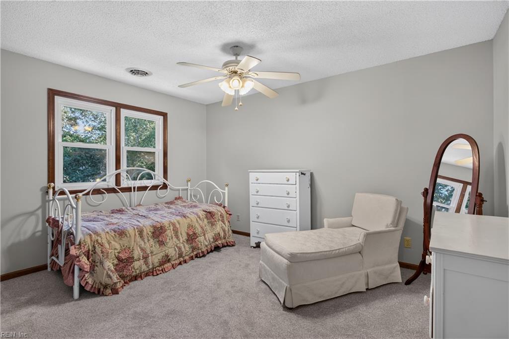 828 Woodrow Ct Property Photo 29