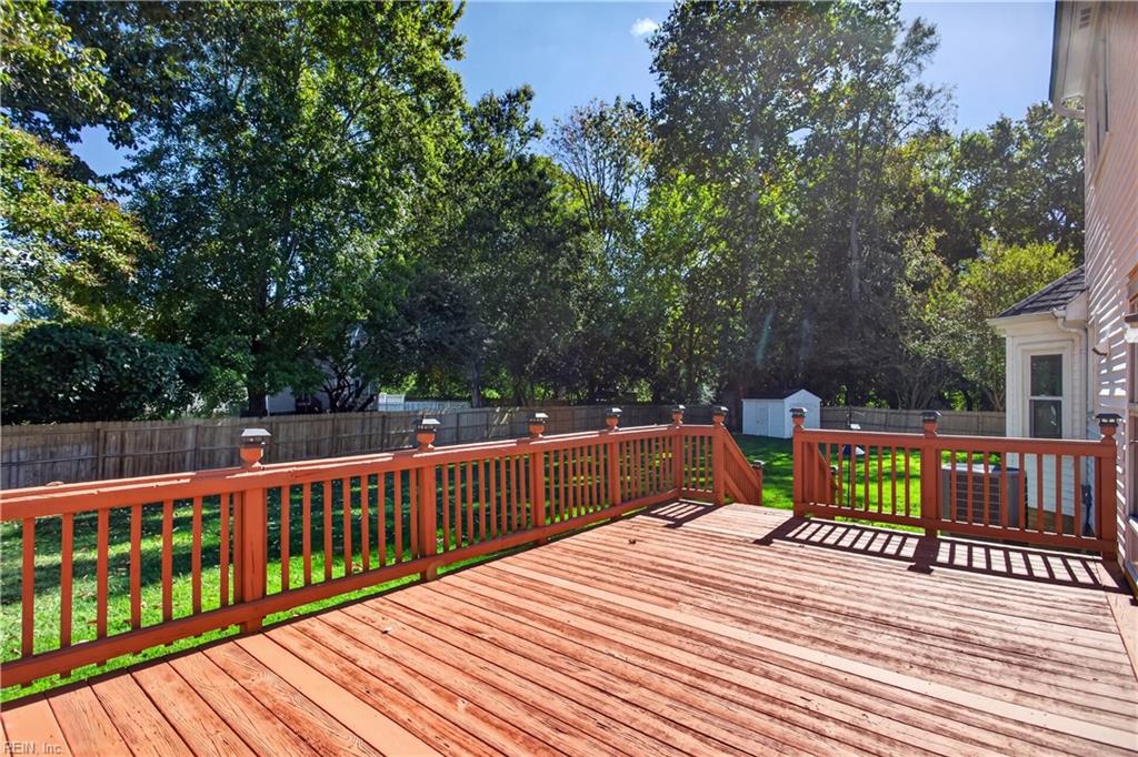828 Woodrow Ct Property Photo 32