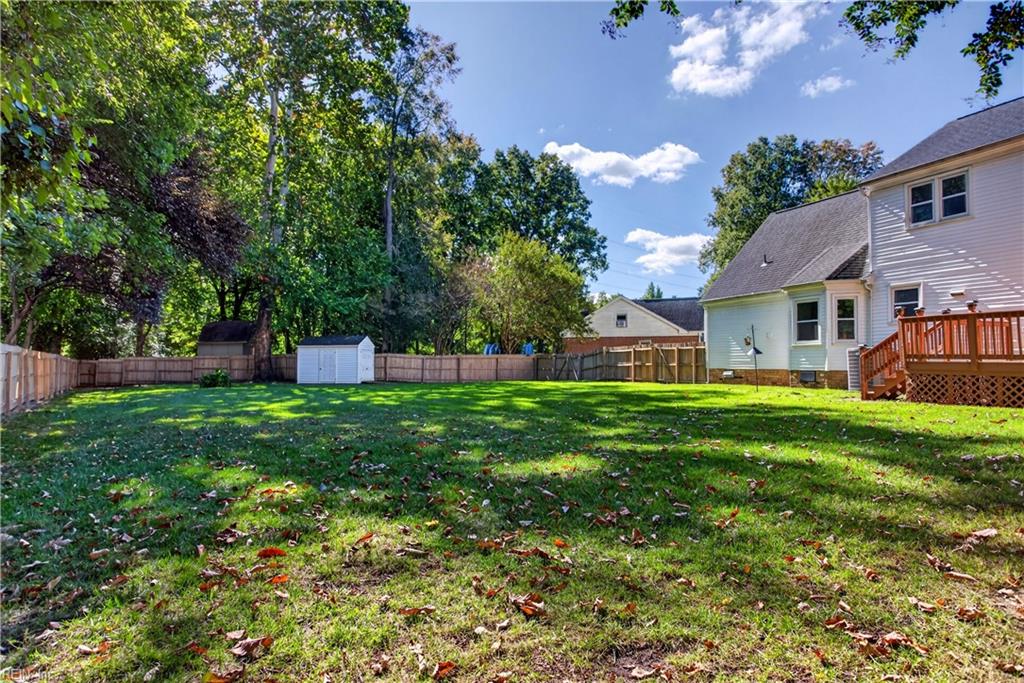 828 Woodrow Ct Property Photo 35