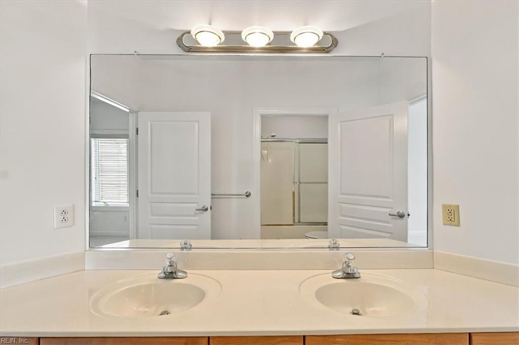 3160 Page Ave Property Photo 12