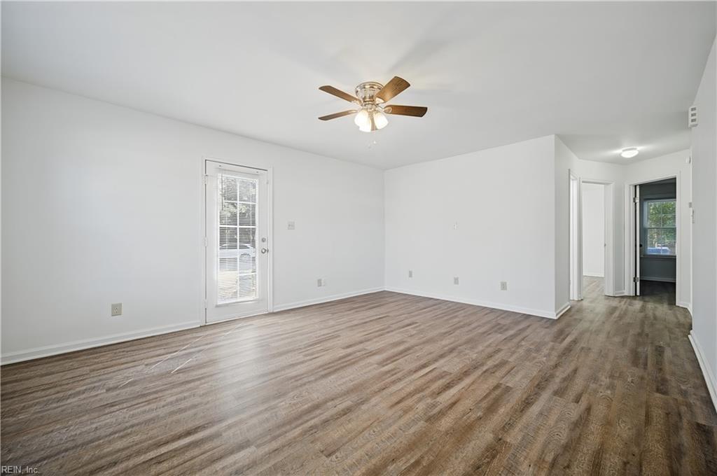 3616 Clover Meadows Dr Property Photo 3