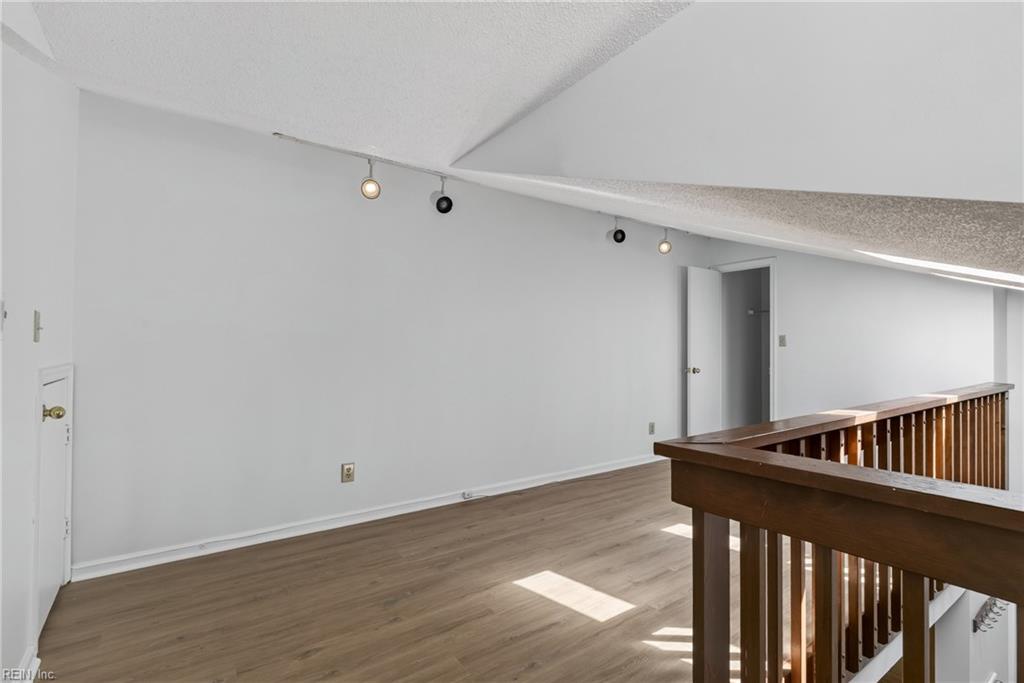 12869 Daybreak Cir Property Photo 16