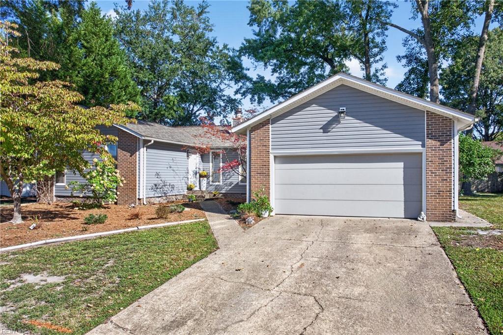 1508 Bayberry N Ct Property Photo 1